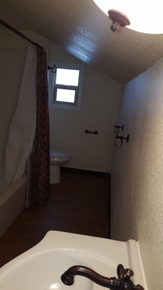 346 SW 3rd St - Photo 7 of 22