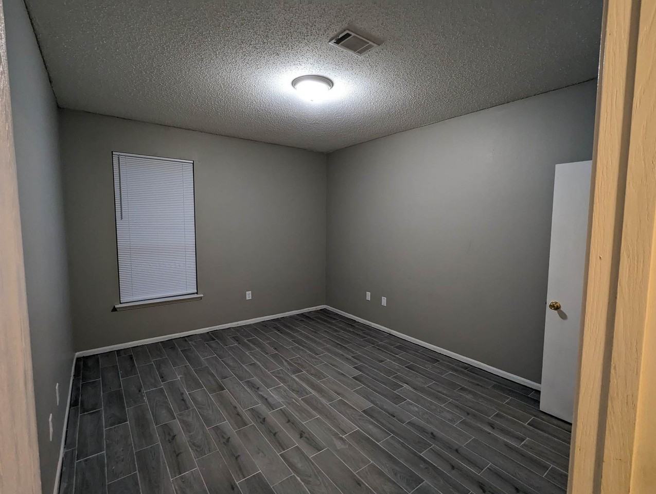 1839 Tyler Street - Photo 7 of 23