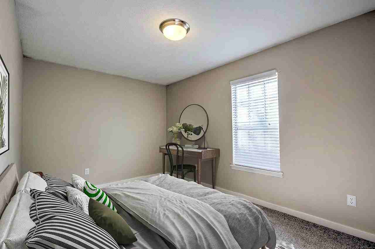 Cambridge Apartments - Photo 6 of 12