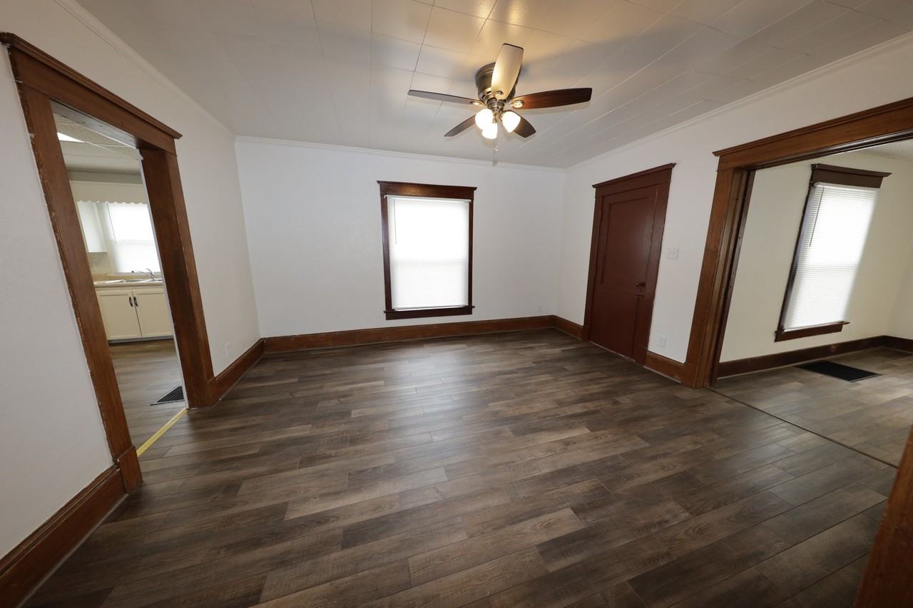 521 Dewey Avenue #1 - Photo 4 of 8