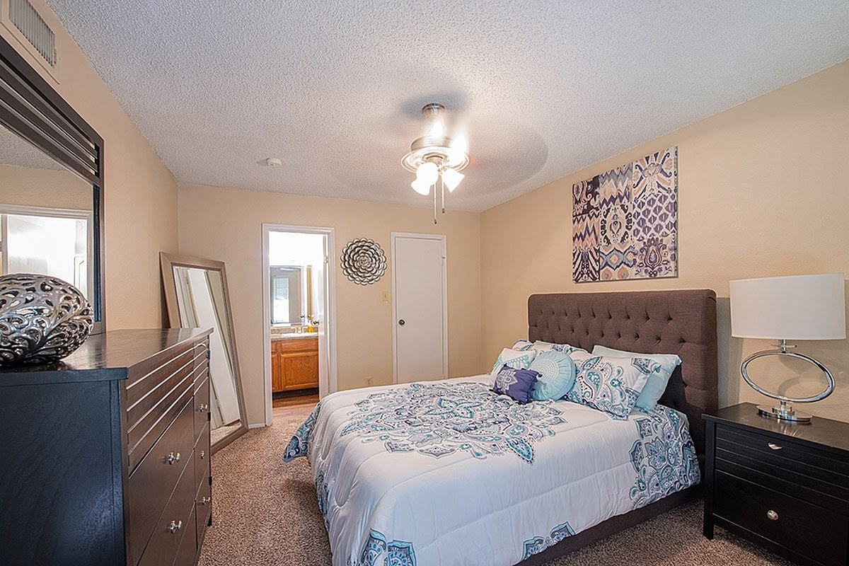 Deer Cross - Photo 7 of 22