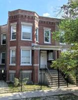 featured image of 4827 West Van Buren Street