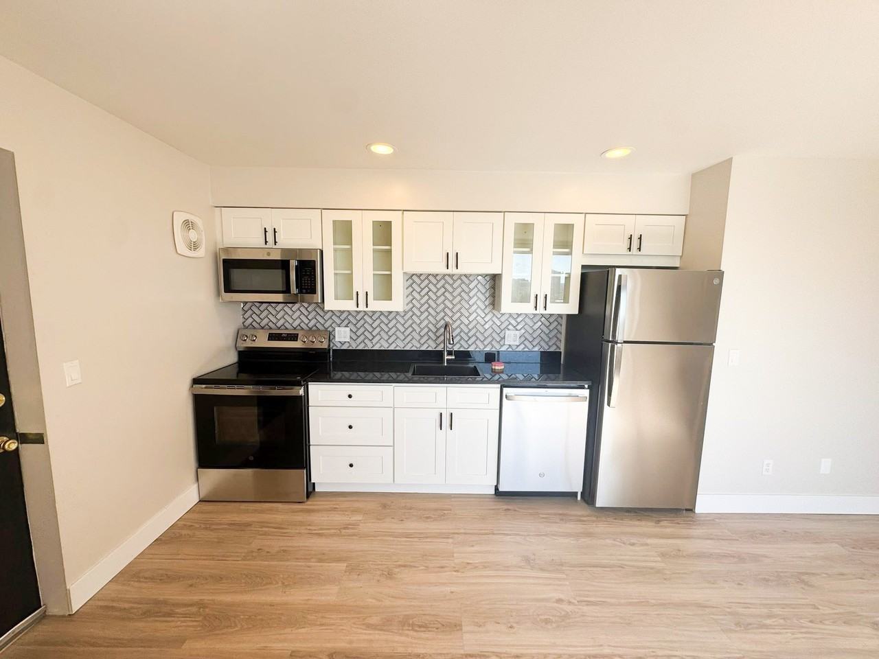 Monastery Apartments - Photo 2 of 30