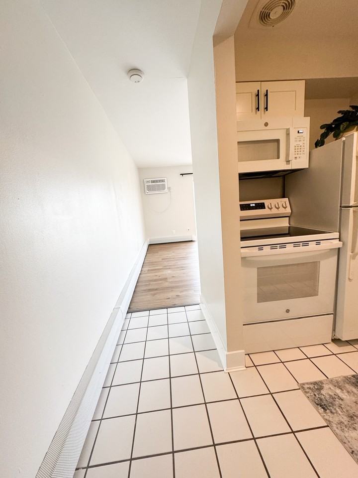 Monastery Apartments - Photo 7 of 30