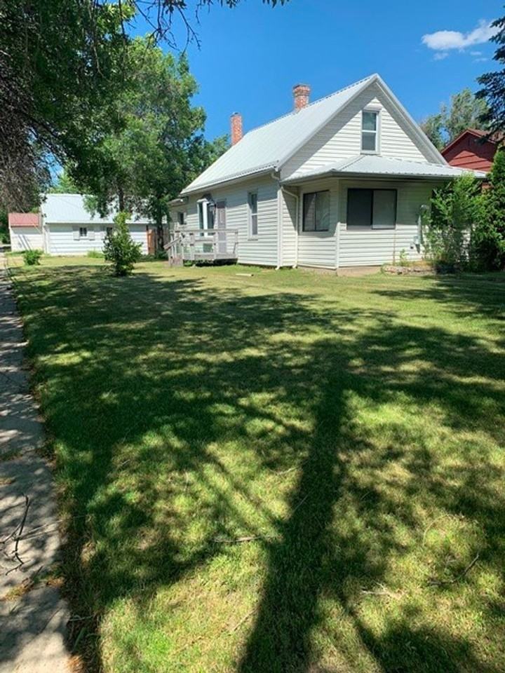 104 A Street - Photo 2 of 13