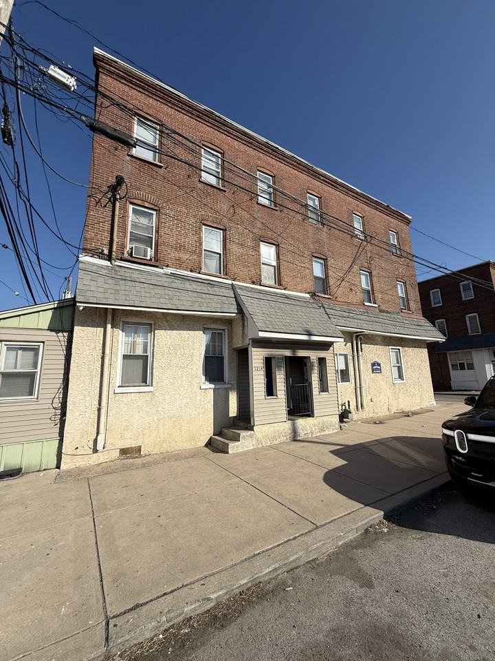 1214 East 2nd Street - Photo 7 of 16