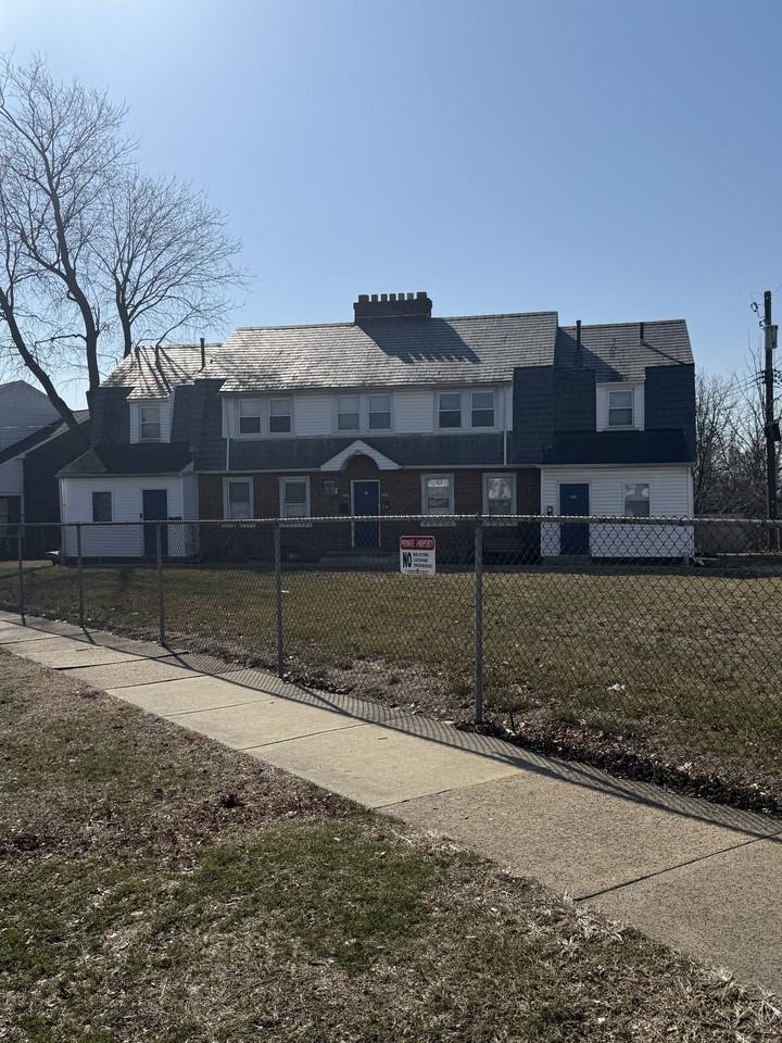 1012 Keystone Road - Photo 4 of 10