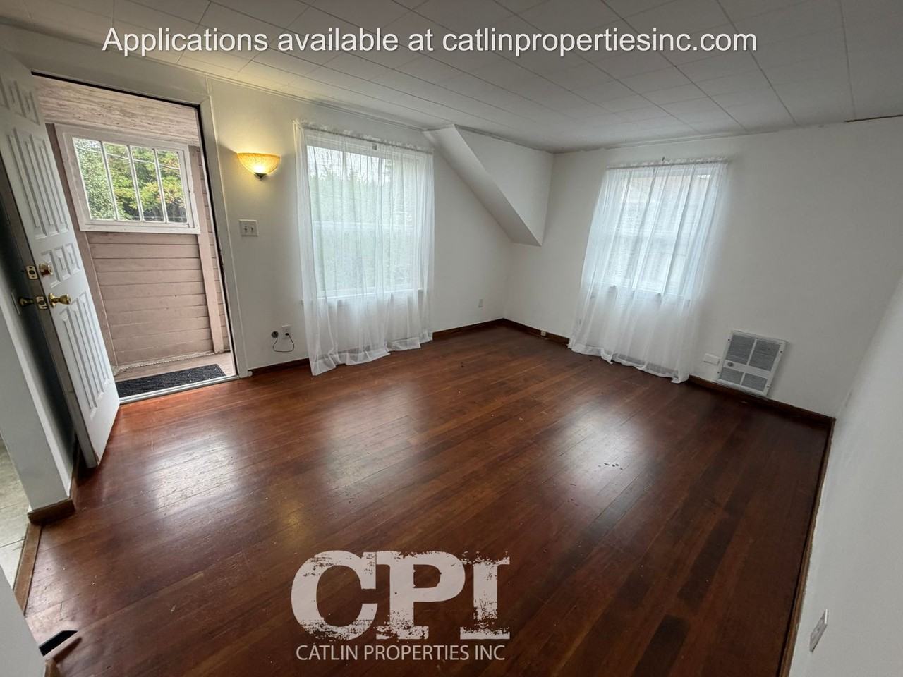 405 405 N 6th Avenue-Single - Family - Photo 2 of 8