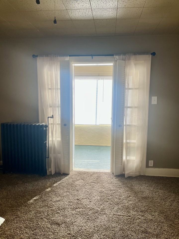 919 Southwest Tyler Street - Photo 2 of 10