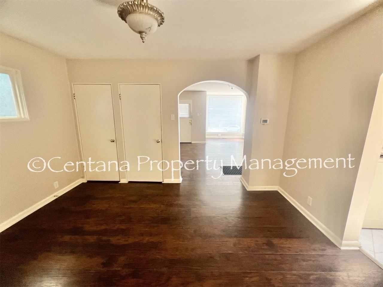 411 West Granite Street - Photo 4 of 20