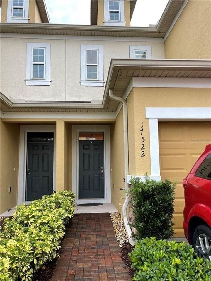 17522 Promenade Drive - Photo 2 of 20