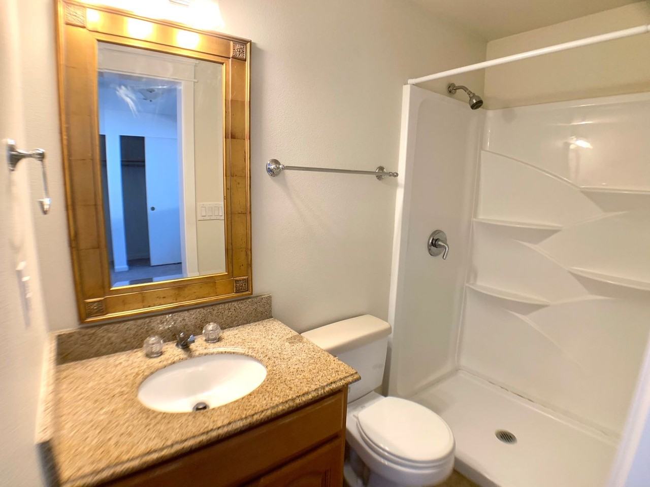 14040 Courtland Place North - Photo 7 of 16