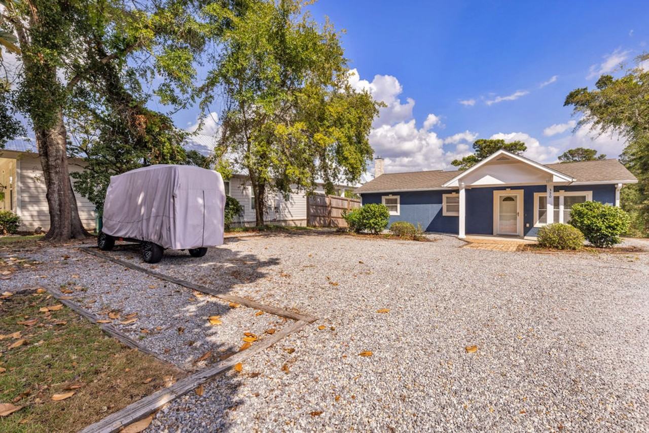 320 Magnolia Avenue - Photo 3 of 44