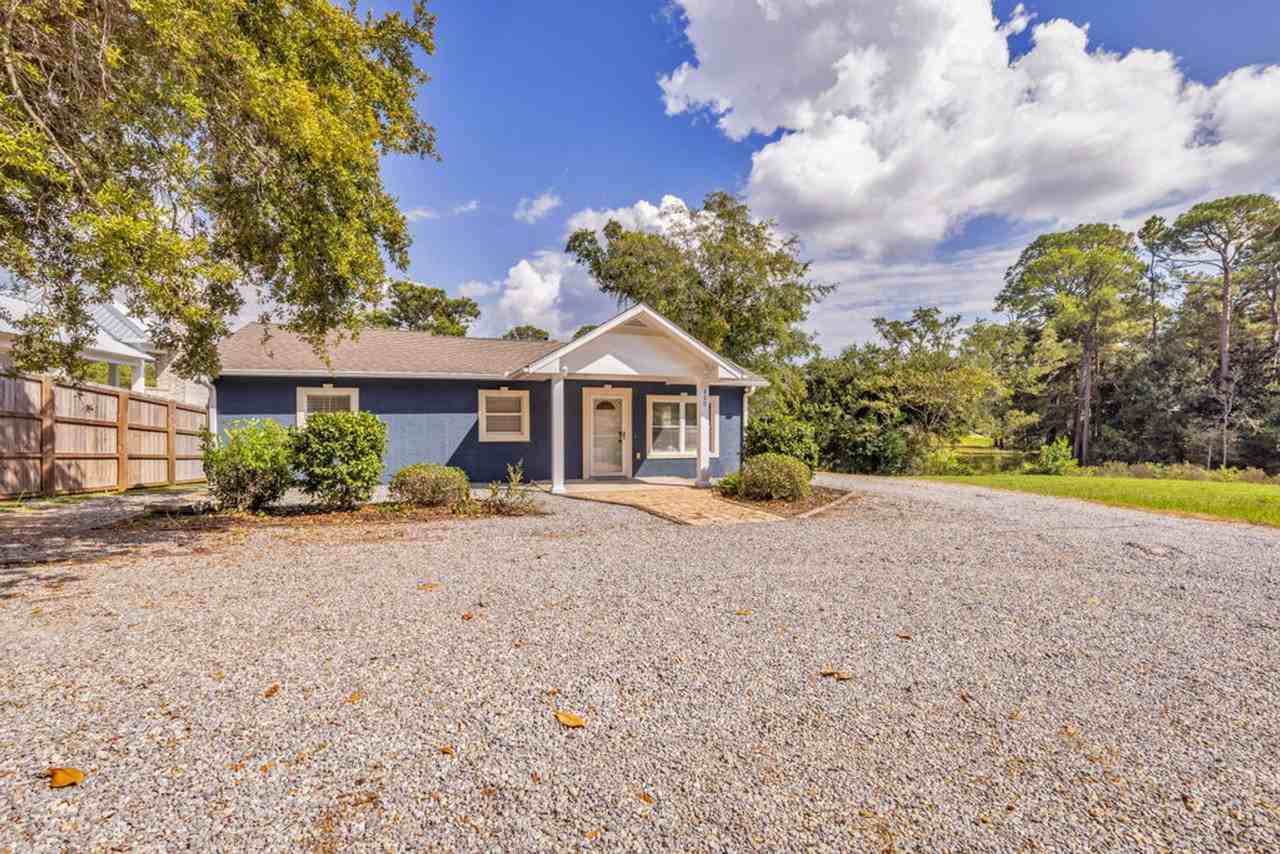 320 Magnolia Avenue - Photo 4 of 44