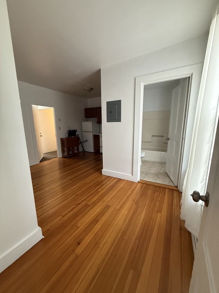 619 County Street - Photo 4 of 4