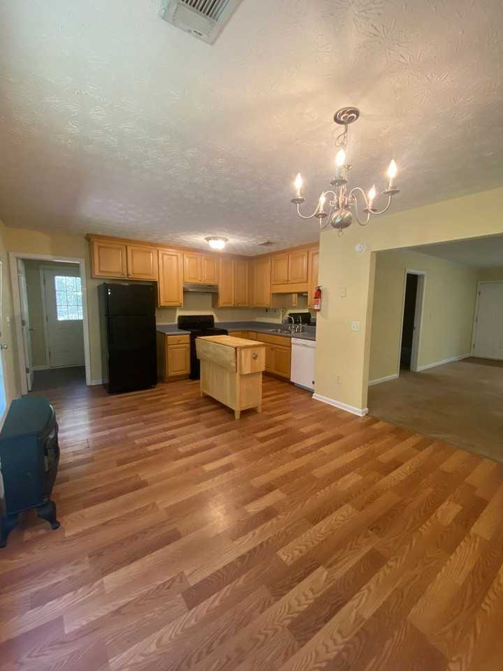 1809 Briarwood Drive - Photo 2 of 21