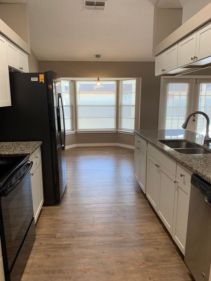 1529 Spring Ridge Cir - Photo 7 of 40