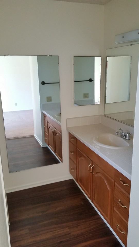 444 Blanco Ct - Photo 7 of 9