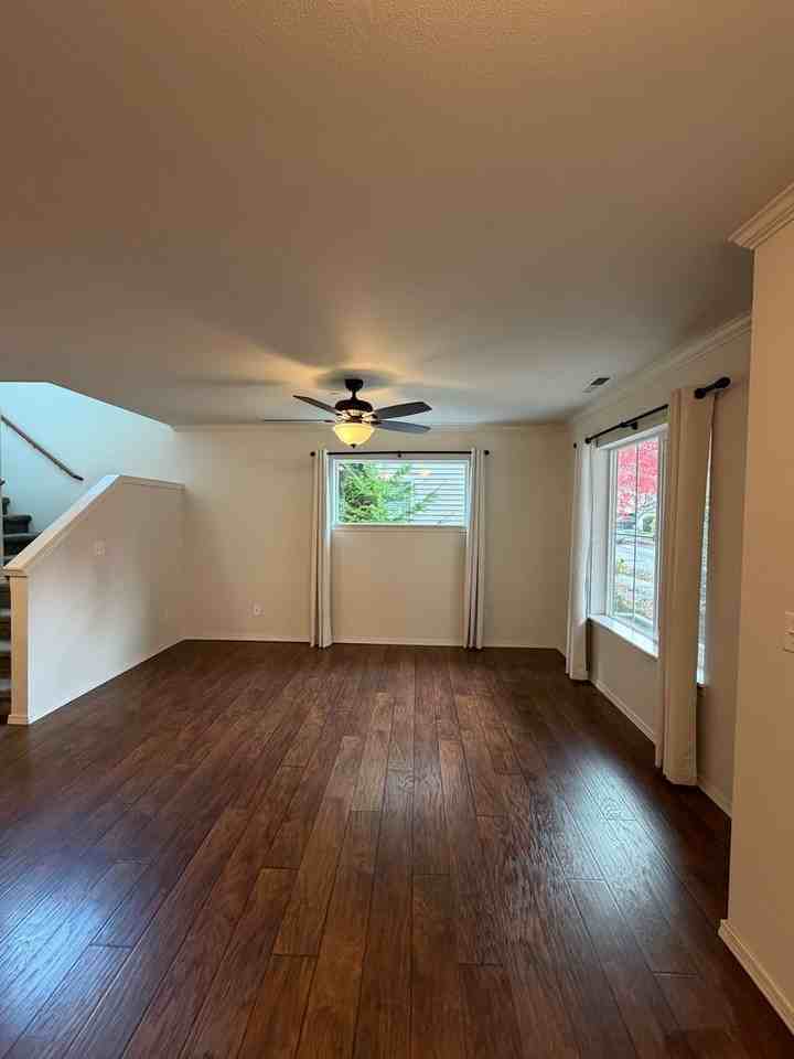 1277 Hudson Street - Photo 3 of 20