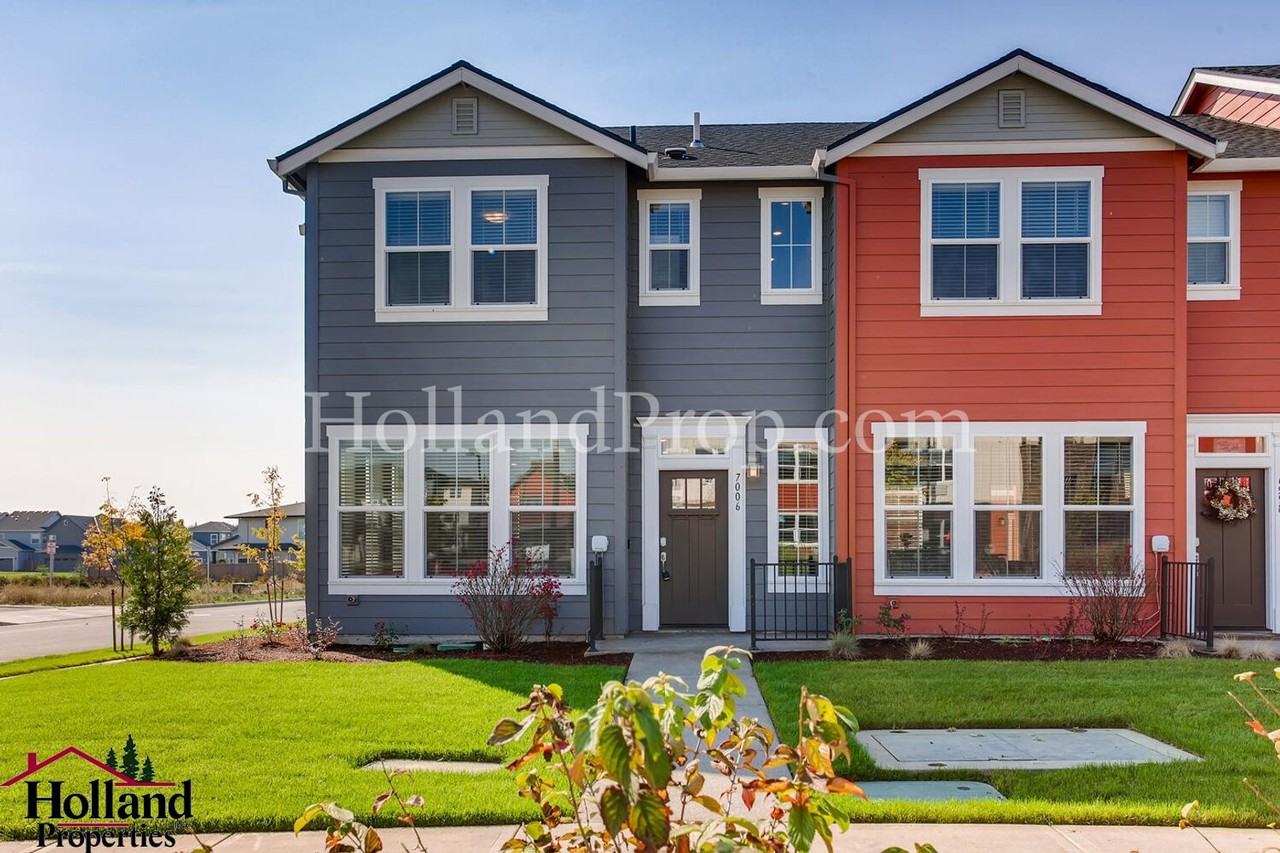 7006 Southeast Blanton Street