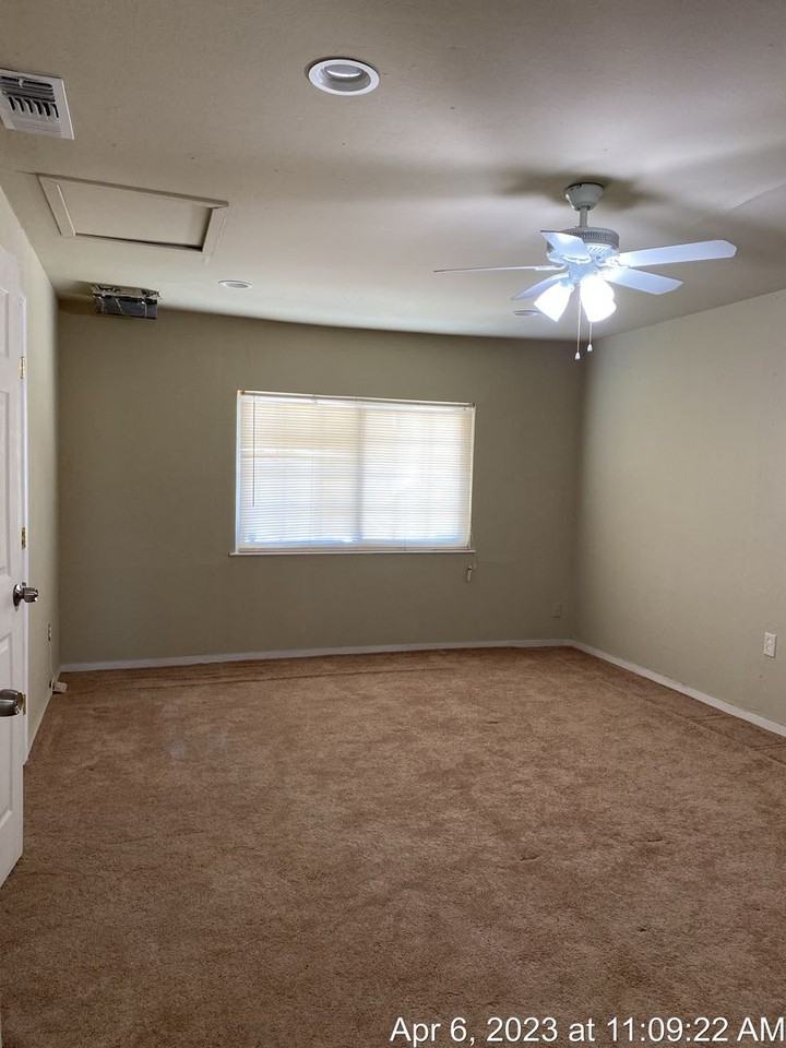 7604 Bellini Way - Photo 4 of 16