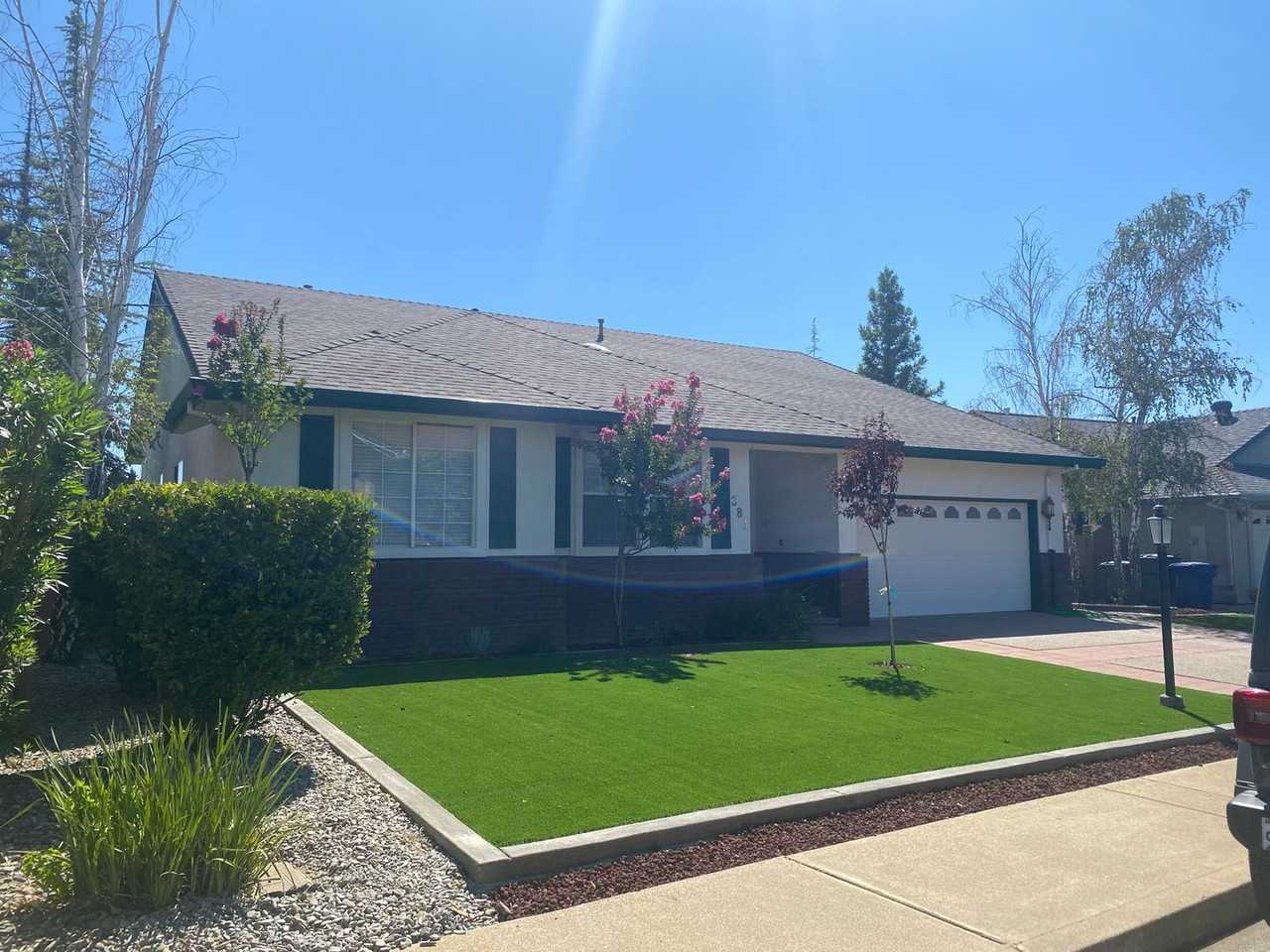 381 Bountiful Path - Photo 2 of 50