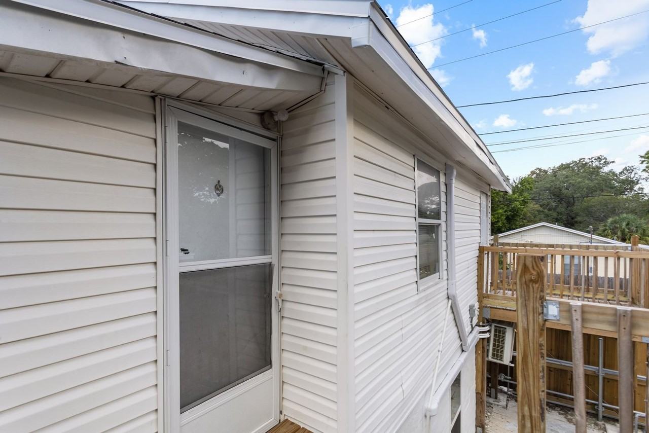 3487 16th Ave S - Photo 2 of 34