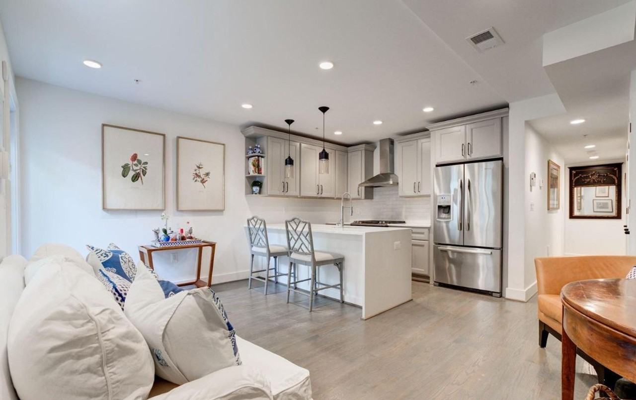 3924 W St Nw ##Nw - Photo 5 of 25