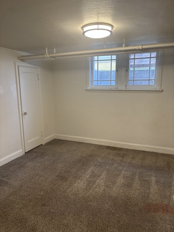 146 8th Street - Photo 2 of 9