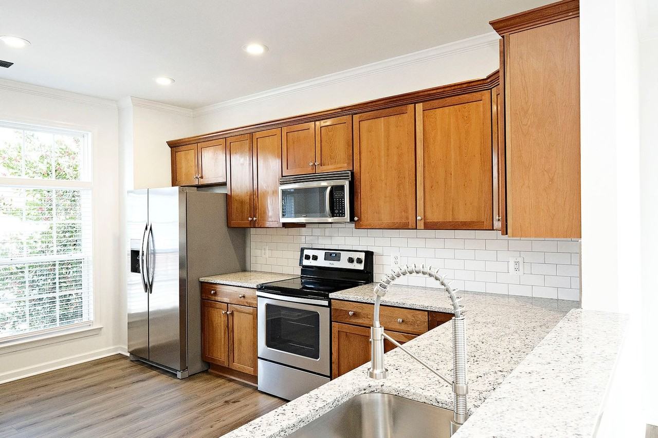 1721 Albemarle Pippin Ct - Photo 3 of 19