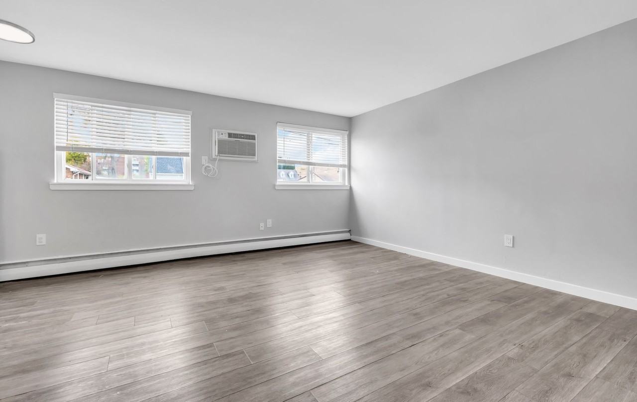 Tremont Court Apartments! - Photo 3 of 23
