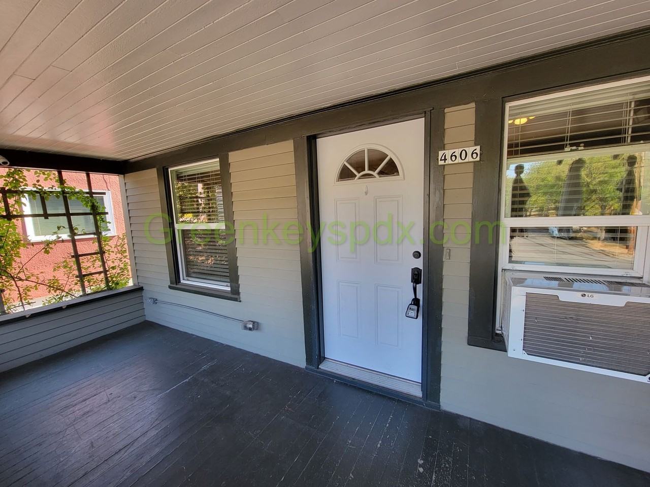 4606 Northeast Halsey Street