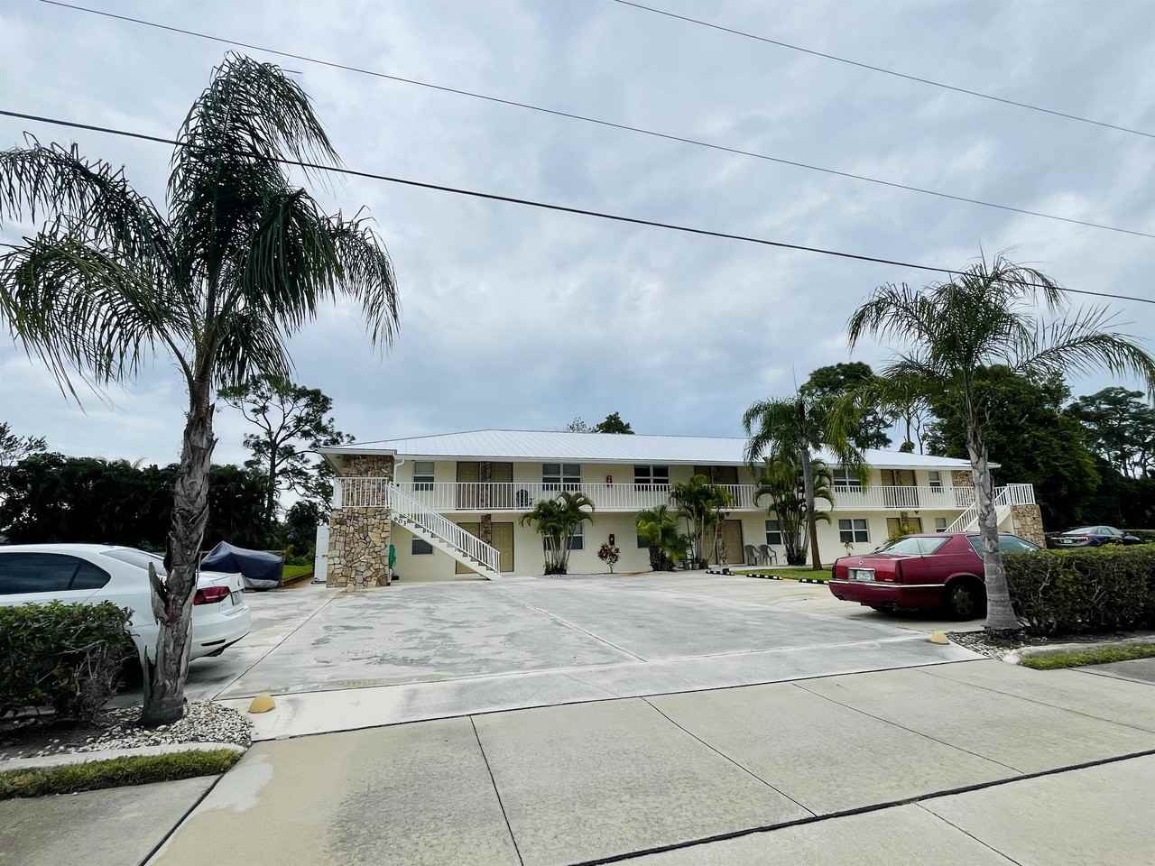 Palm City Apartments - Photo 4 of 10