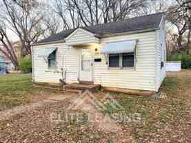 1208 Southeast Locust Street - Photo 1 of 1