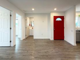 LB2235 - Photo 1 of 1