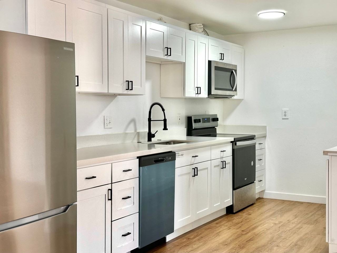 7115 44th Ave S - Photo 5 of 18