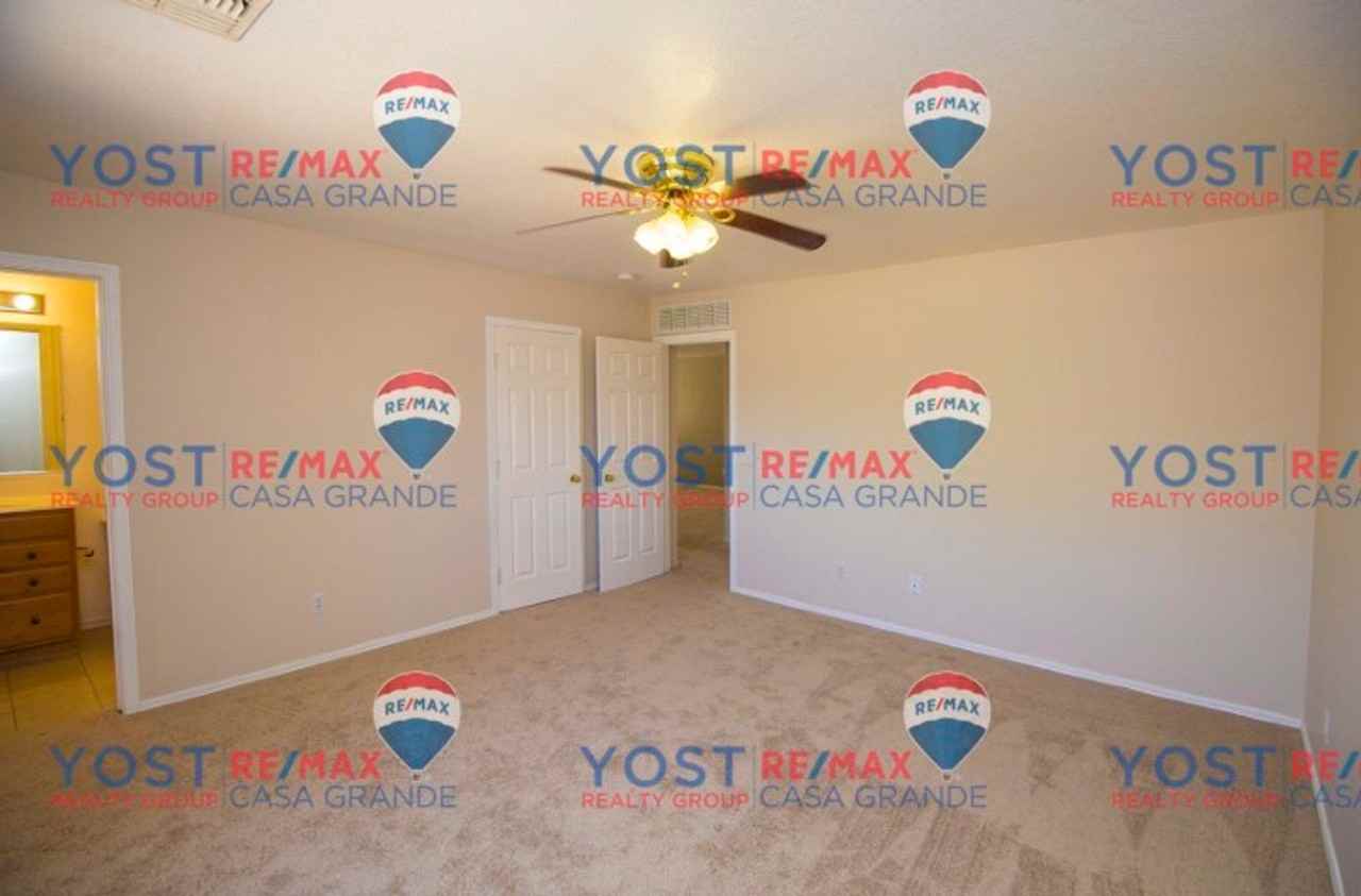 585 W Jardin Loop - Photo 7 of 11