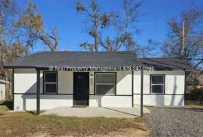 featured image of 407 Hemlock Street