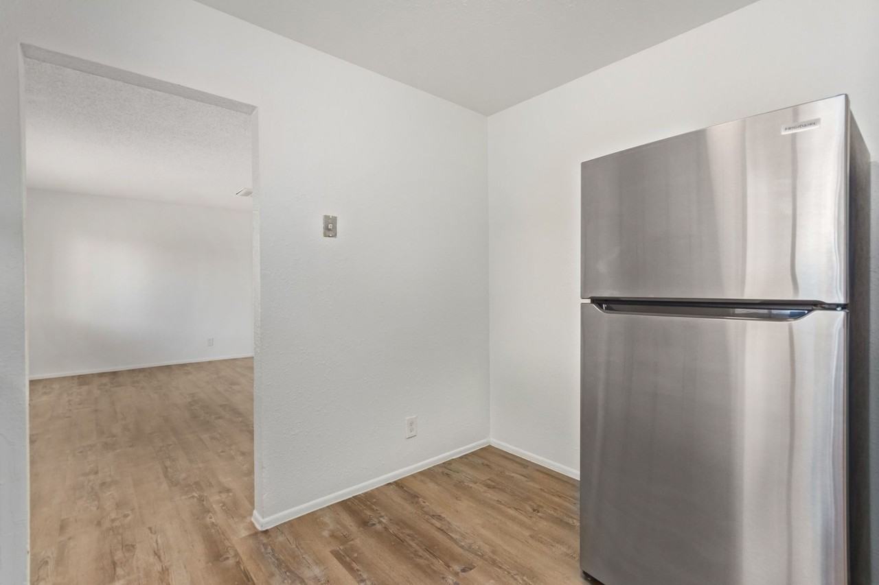 Maverick West Apartments - Photo 2 of 25