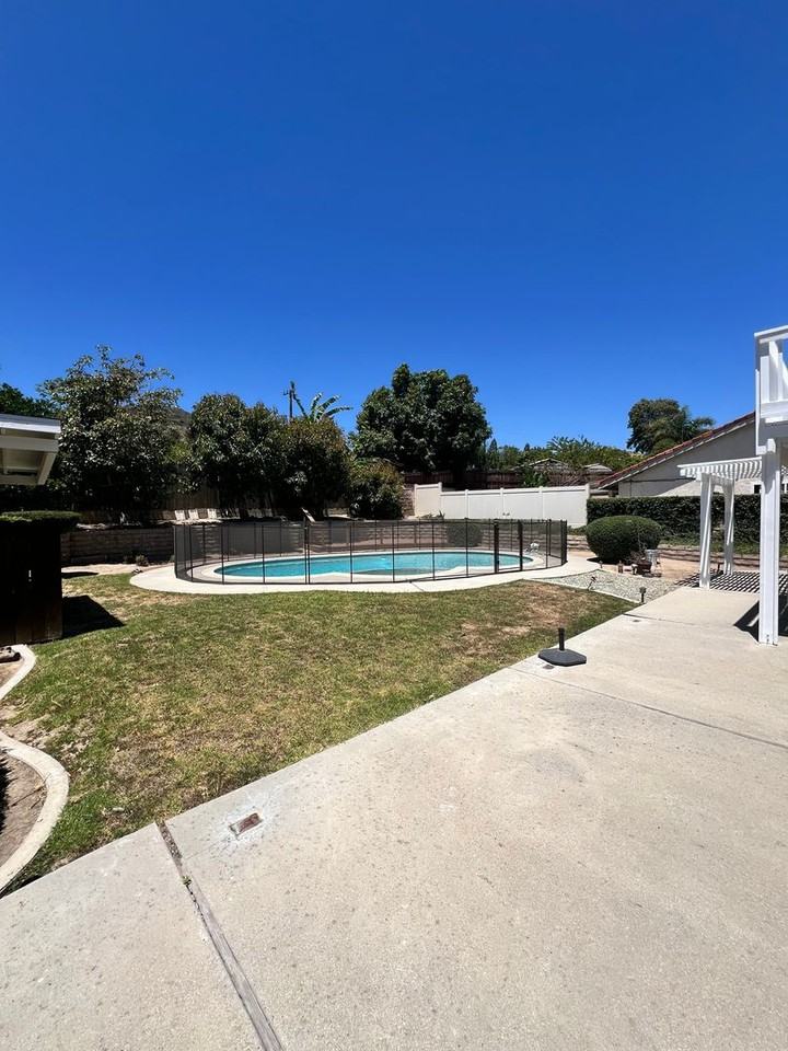 747 Leavens Court - Photo 3 of 25