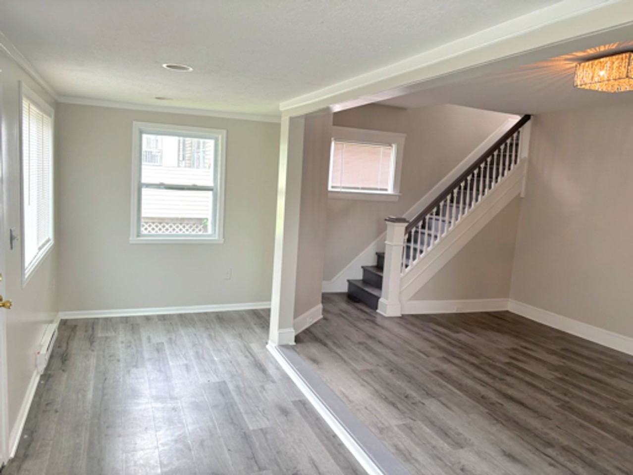 1113 Laurel Ave - Photo 6 of 11