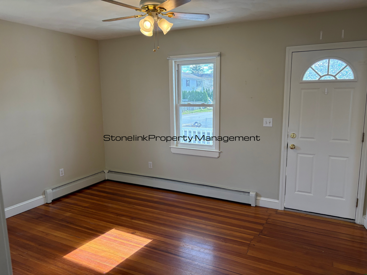 293 State St - Photo 3 of 10