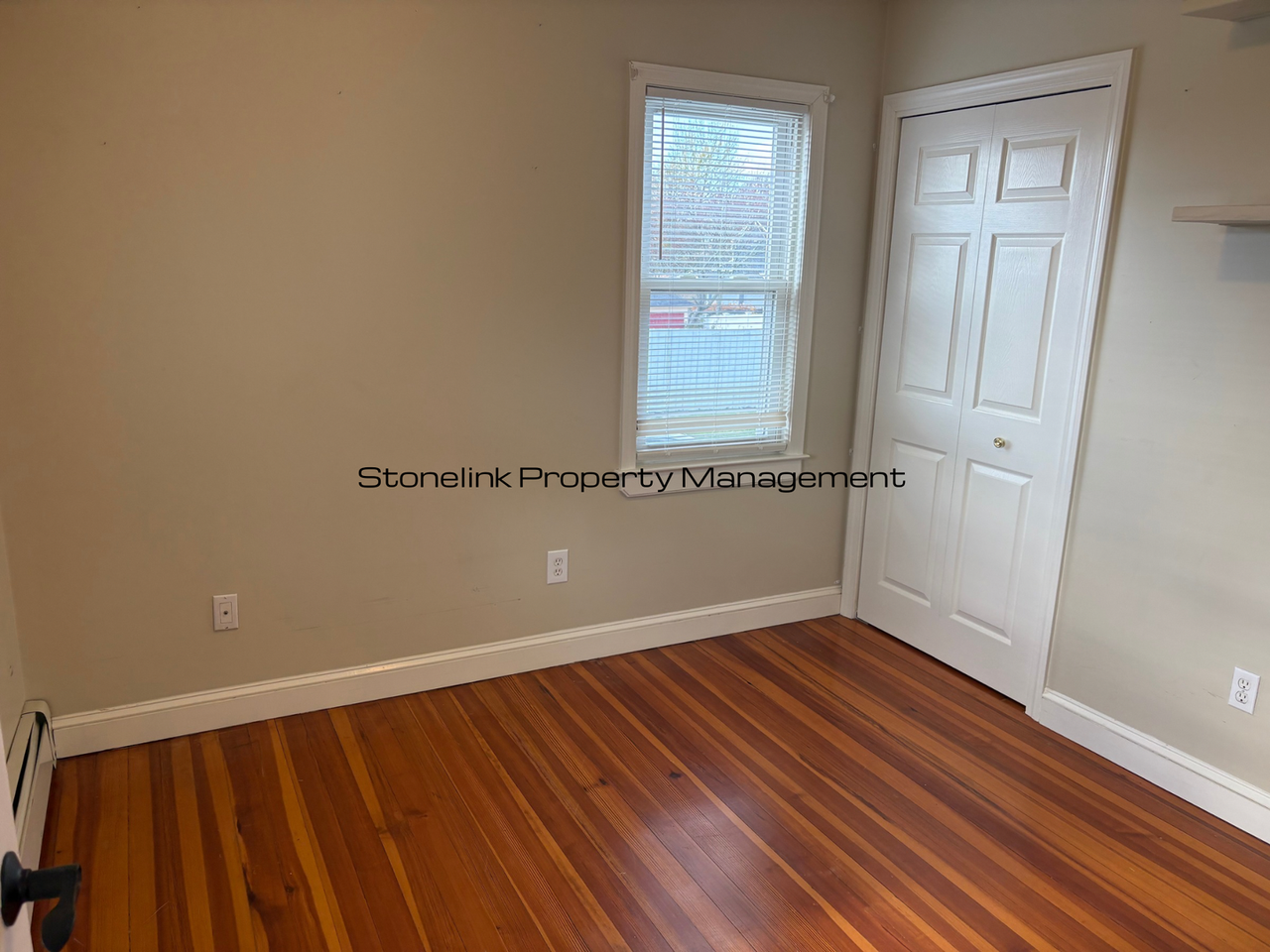 293 State St - Photo 4 of 10