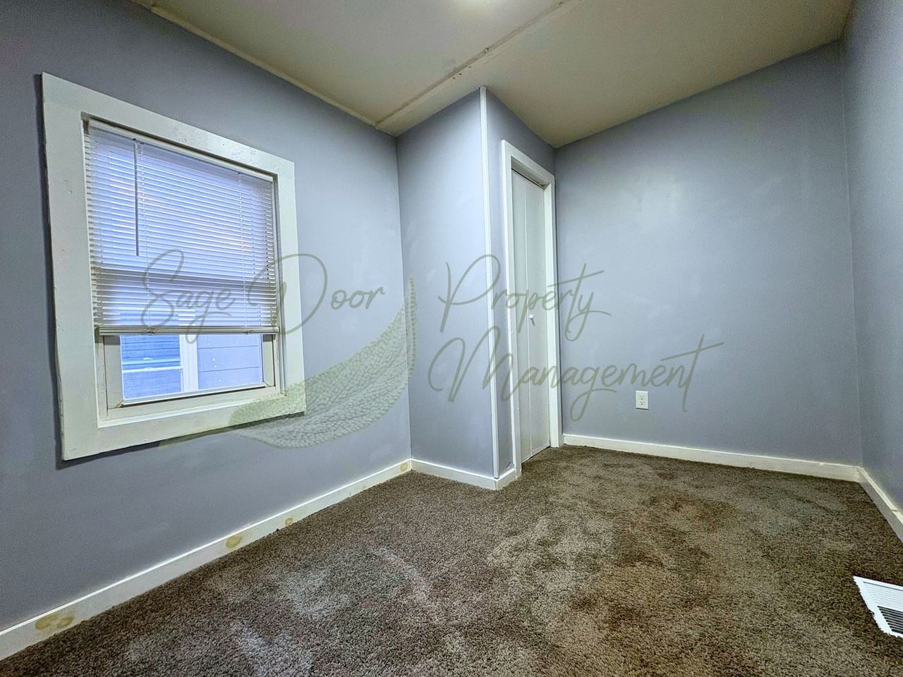 6828 Bales Ave - Photo 7 of 24