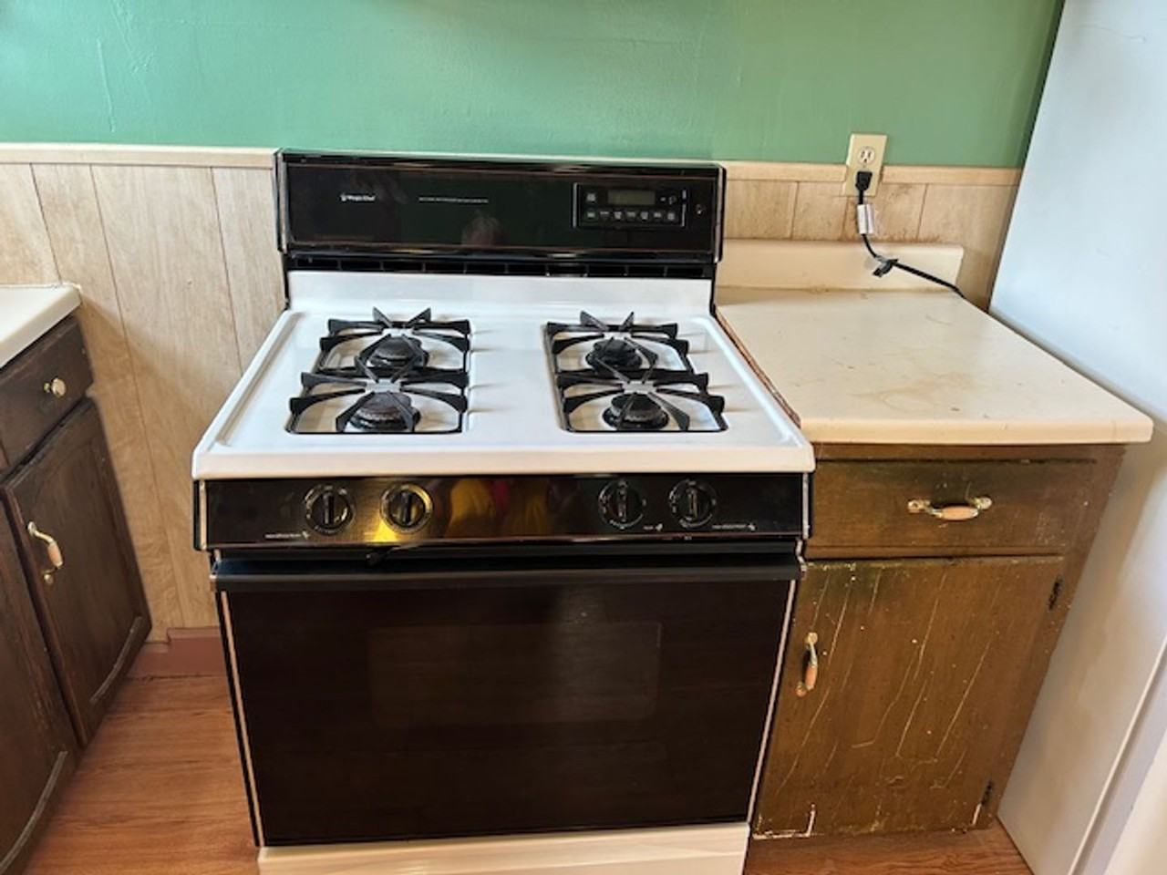 561 Irondale St - Photo 5 of 19