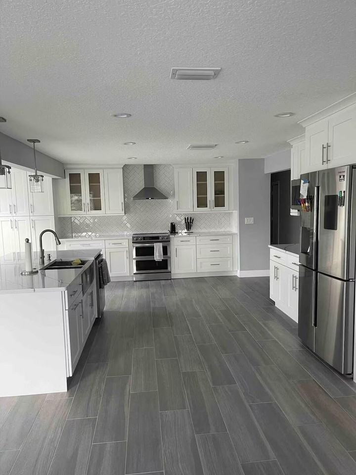 3033 Pineview Drive - Photo 6 of 26