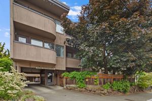 featured image of 3626 Wallingford Ave N