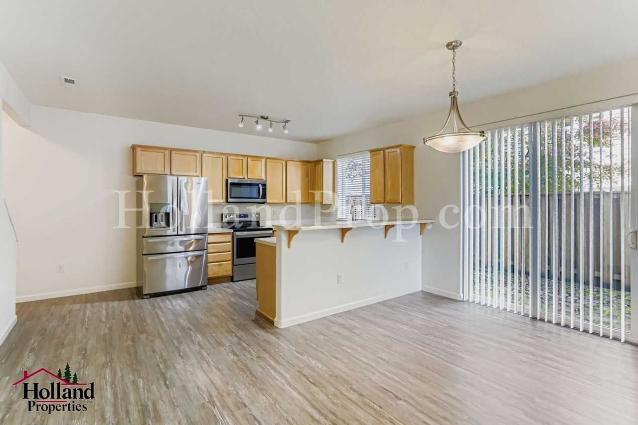 6241 Sw 182nd Ter - Photo 6 of 18