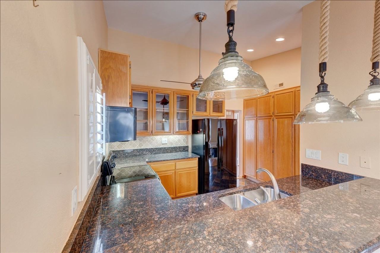 12737 Via Nasca - Photo 3 of 27