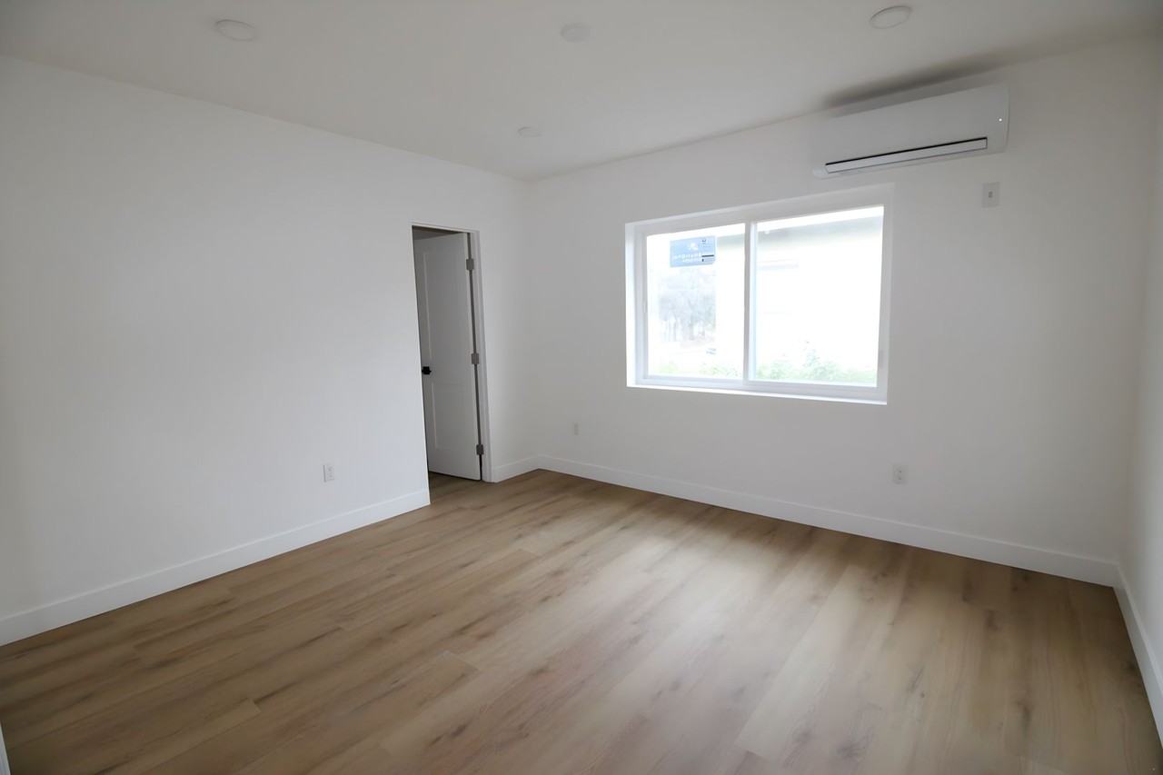 9007-11 Ramsgate Ave. - Photo 5 of 16